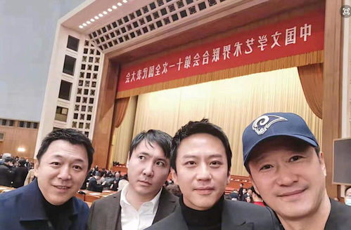 沈腾42年的偶像包袱,被文代会摄像师的几张照片给拍没了